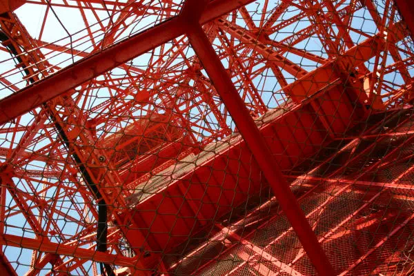 東京タワーを階段で昇る
